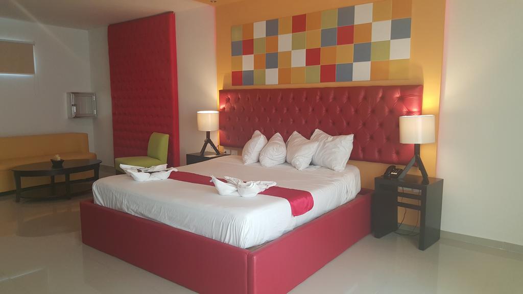 Vita Love Hotel Merida Exterior photo