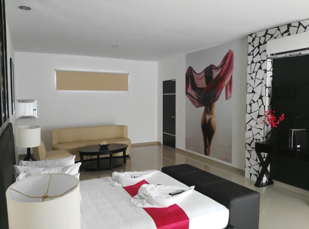 Vita Love Hotel Merida Exterior photo