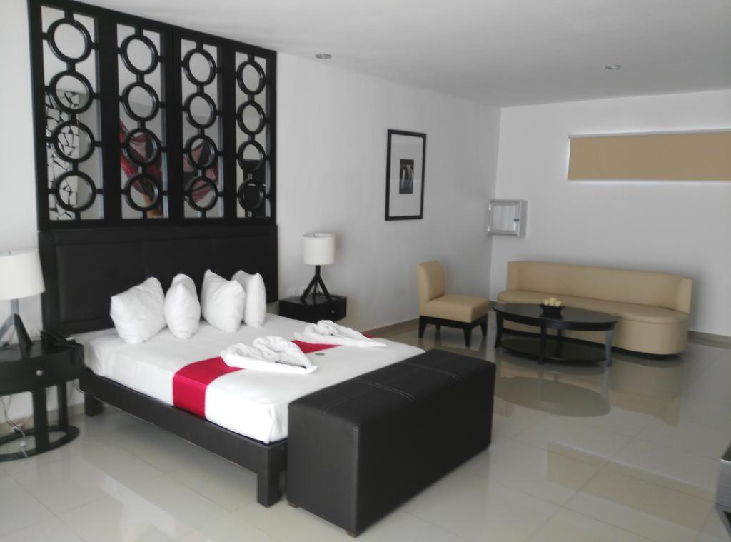 Vita Love Hotel Merida Exterior photo