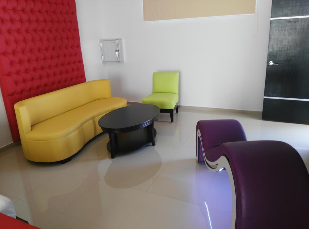 Vita Love Hotel Merida Exterior photo