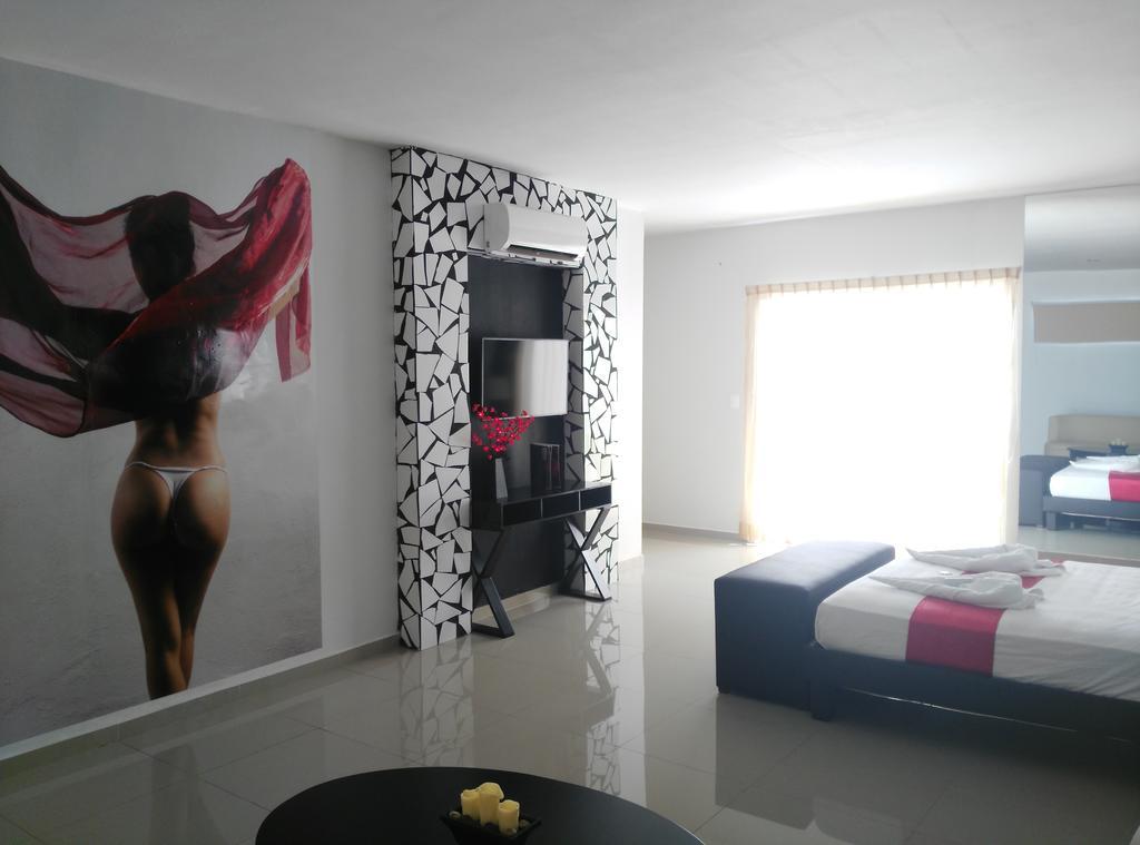 Vita Love Hotel Merida Exterior photo