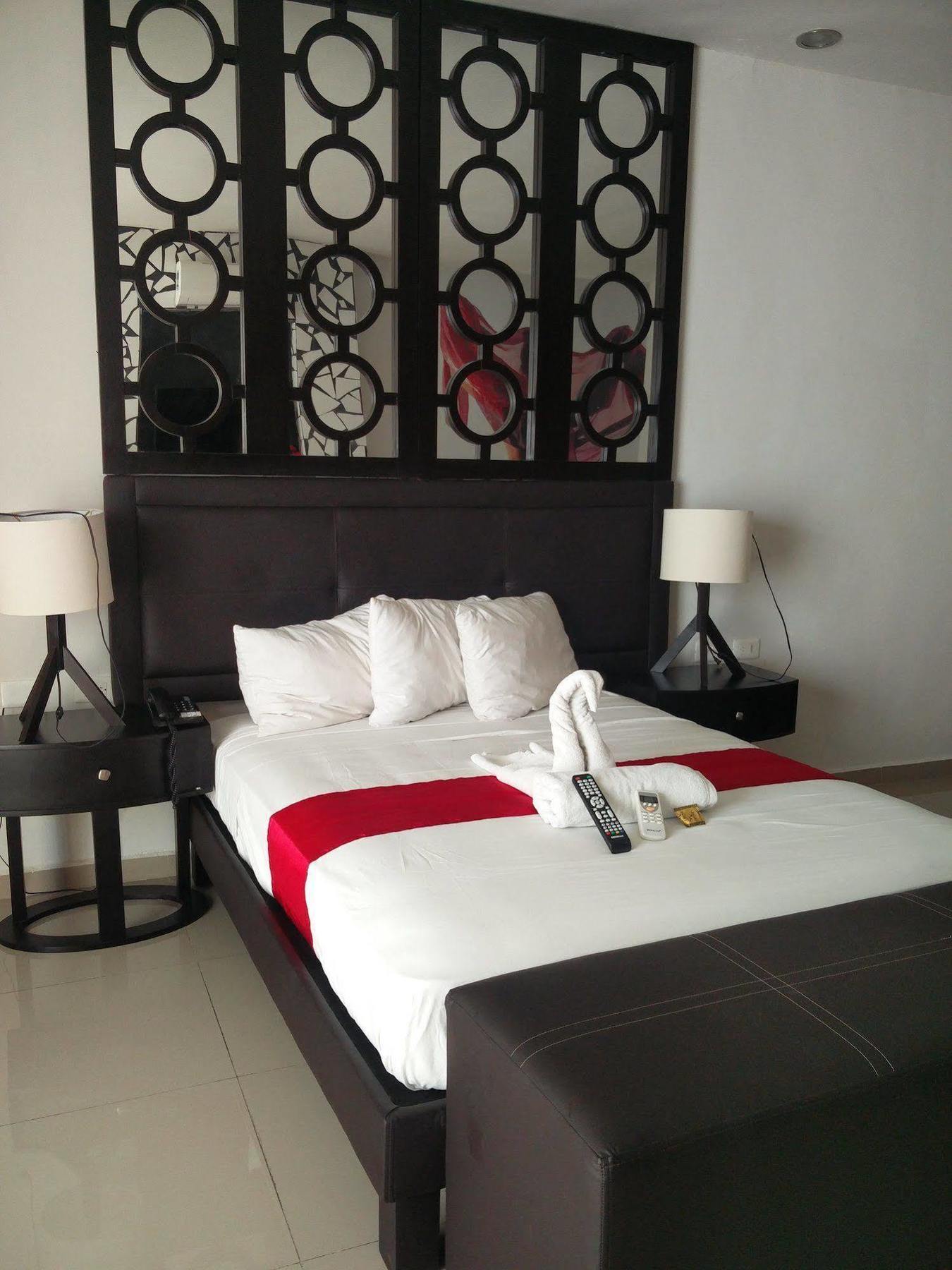 Vita Love Hotel Merida Exterior photo